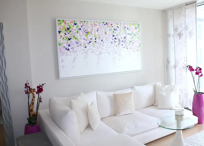 Elegant Designer Apartment By Chelsea Bridge & Battersea Power Station